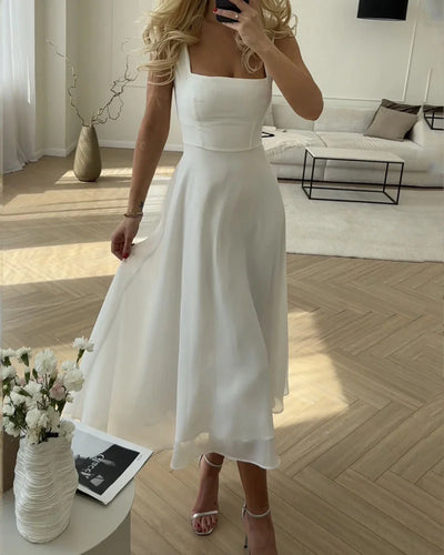 Daniela - Elegant square neck solid color dress