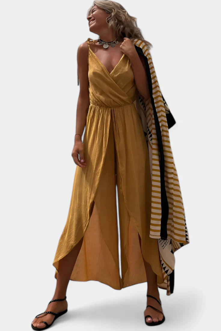 Lightweight long jumpsuit with thin straps, V-neckline and leg slits