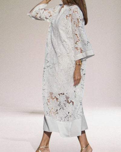 Elegant long dress with classic-inspired openwork details