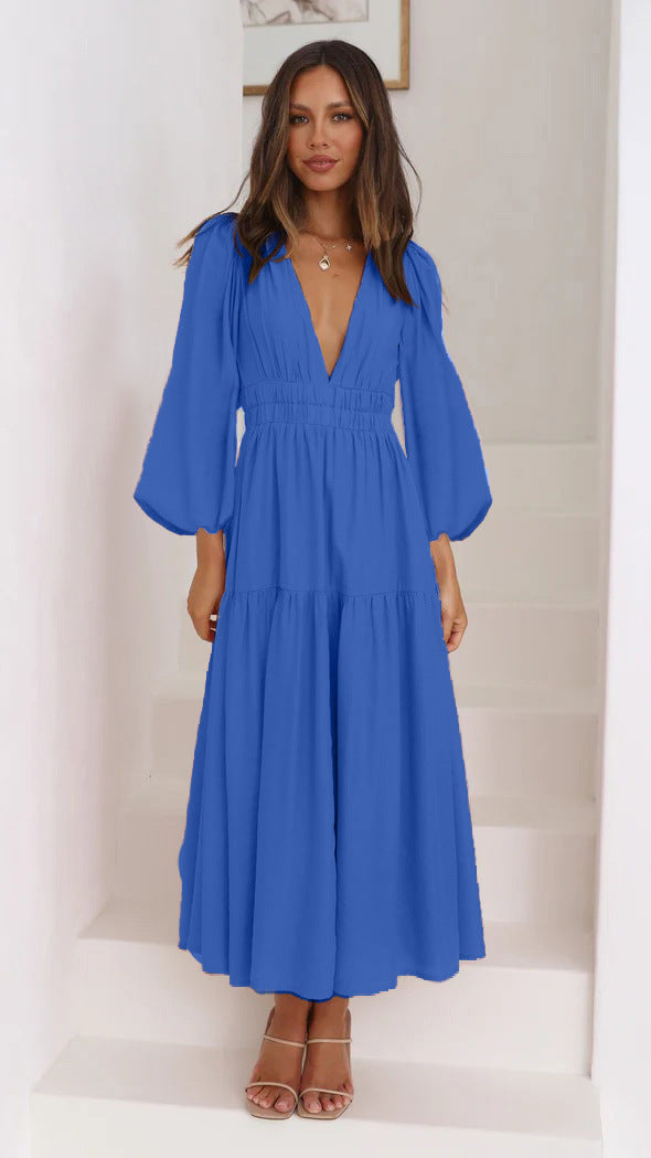 Amalie - Long-Sleeved Dress with Slimming Pleats and Fresh Skirt