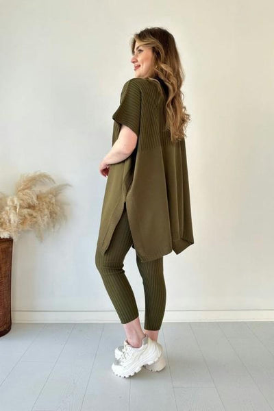 Brenda - Comfortable two-piece set for women