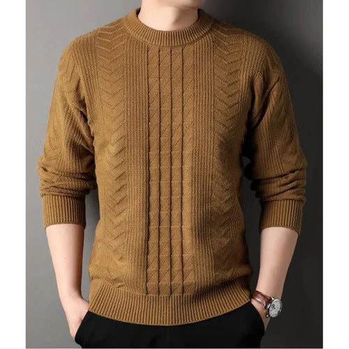 Cozy crew neck sweater: perfect for the fall/winter season