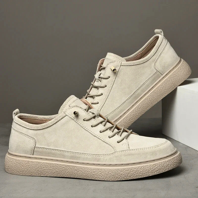 Classic men's sneakers with a casual and urban design