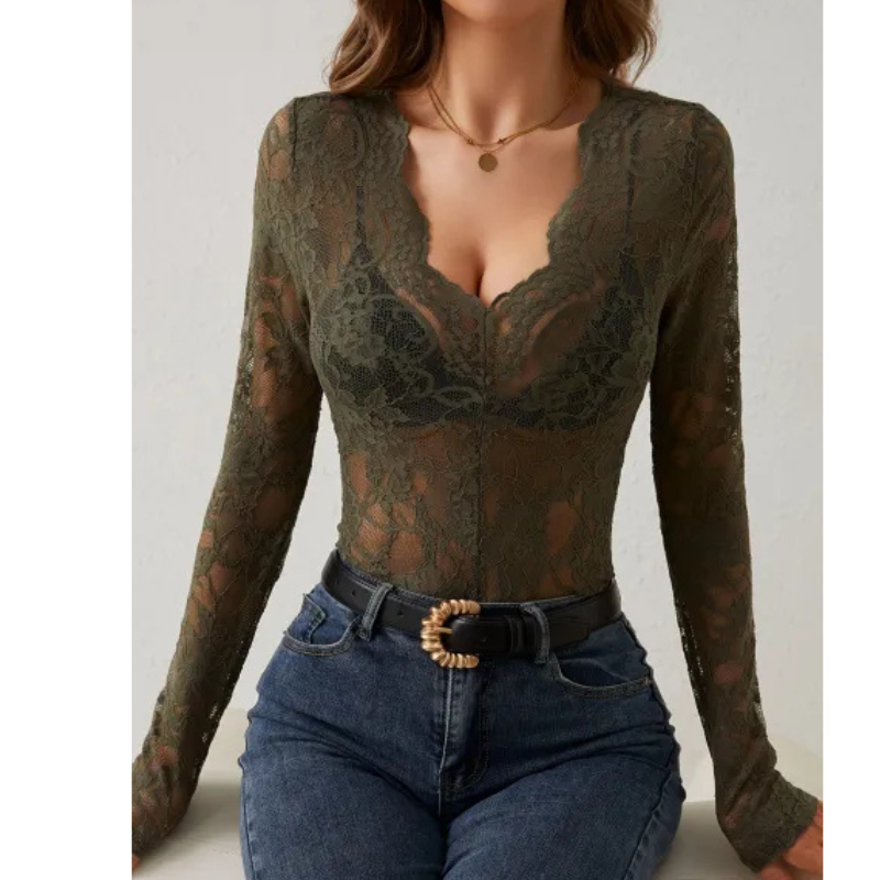 Elegant women's blouse with long sleeves and openwork details