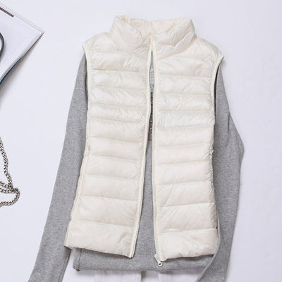 Women's lightweight vest with a comfortable and modern design