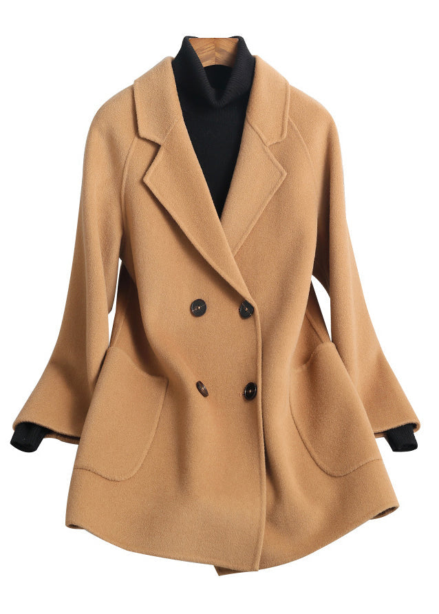 Loose-fitting notched button-down coat for fall