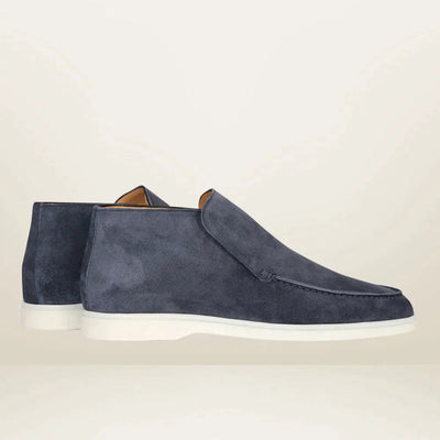 Modern and comfortable men's loafers, ideal for any occasion