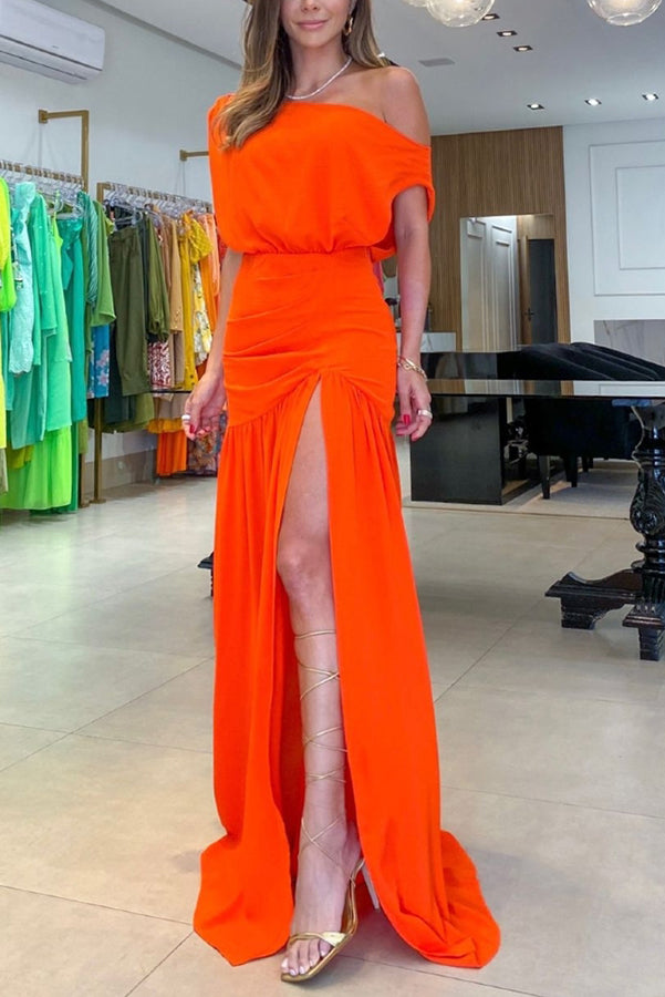 Elegant ruched maxi dress with asymmetrical one-shoulder design