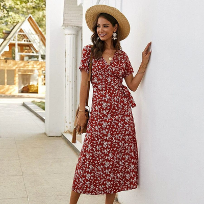 Summer midi dress with short sleeves and elegant floral print