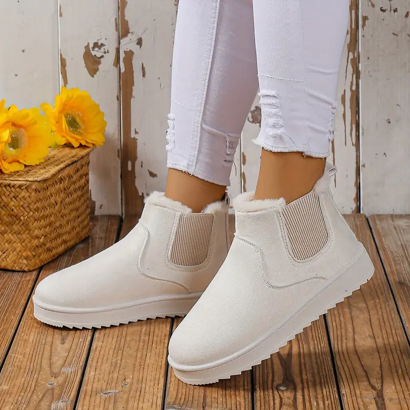 Women's Short Winter Boots - Elegant and Comfortable
