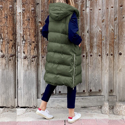 Stylish and eye-catching hooded jacket