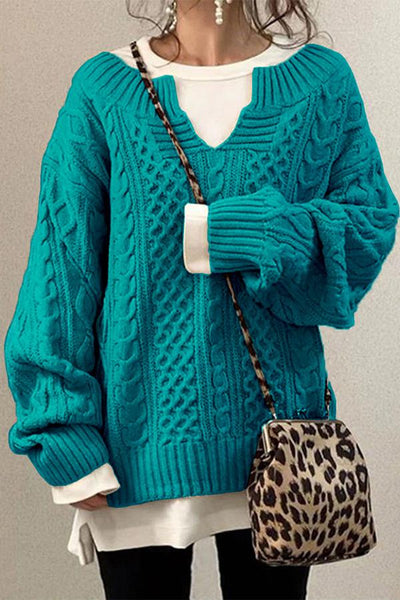Cozy oversized sweater with an original print for a comfortable style