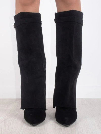Elegant and comfortable high boots with hidden heel and modern design