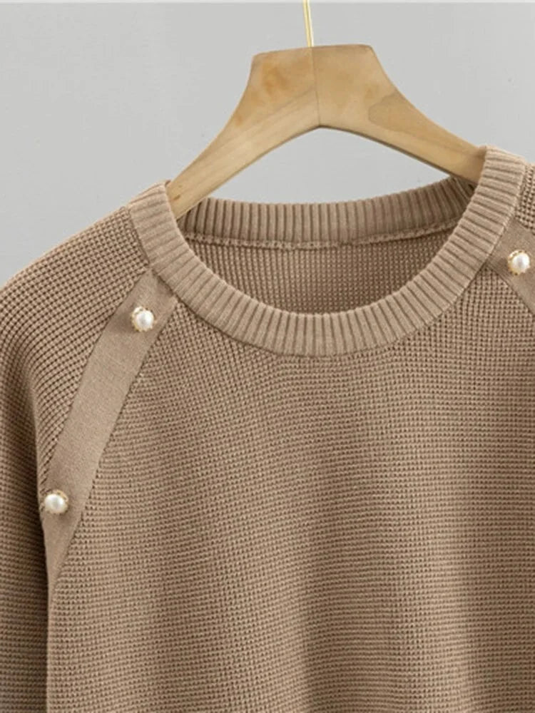 Women's Casual Sweater and Pants Set: A Classic Fall Outfit