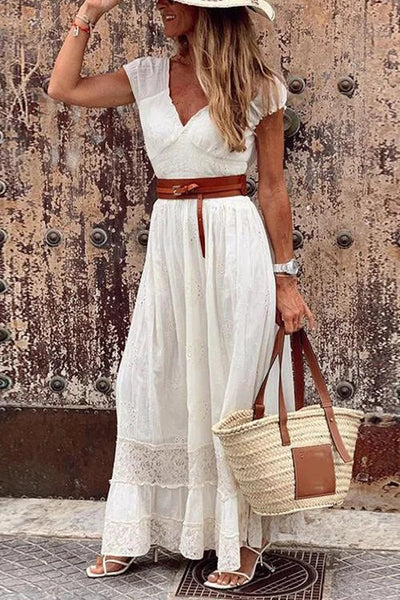 Indira - Lace maxi dress with V-neck and short sleeves