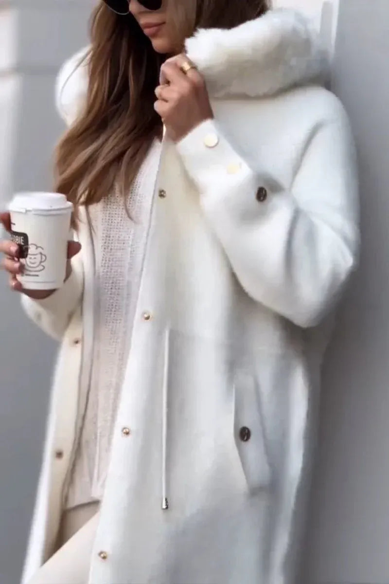 Women's Winter Coat with Hood and Zipper Closure - Warm and Elegant Jacket
