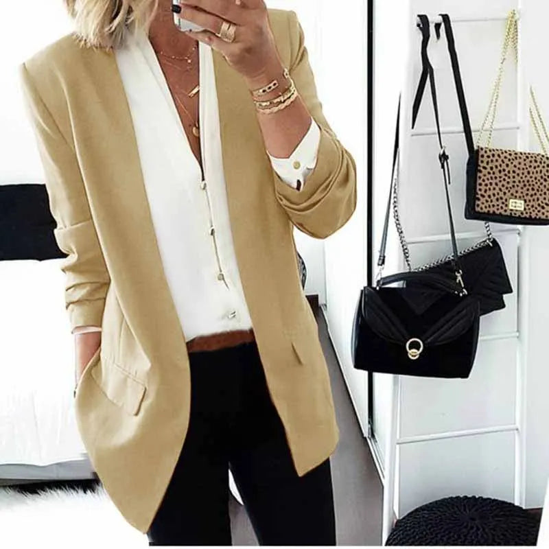 Comfortable street jacket with turn-down collar and solid color design