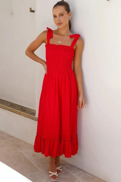 Maria - Sleeveless dress with ruffles and gathered neckline