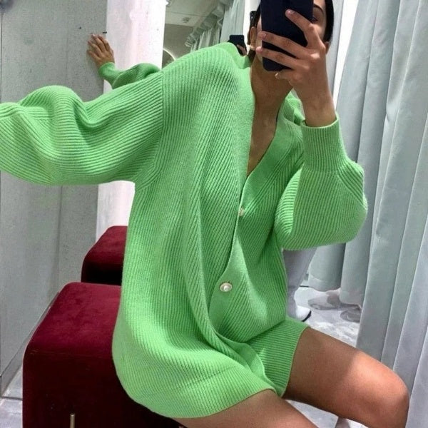 Women's Oversized Cardigan with Heart Buttons: Warm Knitted Sweater for Fall and Winter