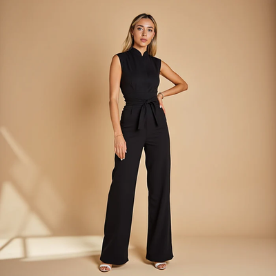 Sleeveless belted jumpsuit for a modern and versatile style