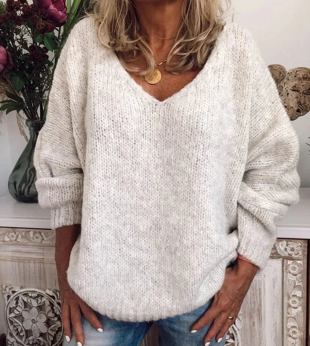 Laconic long-sleeved sweater