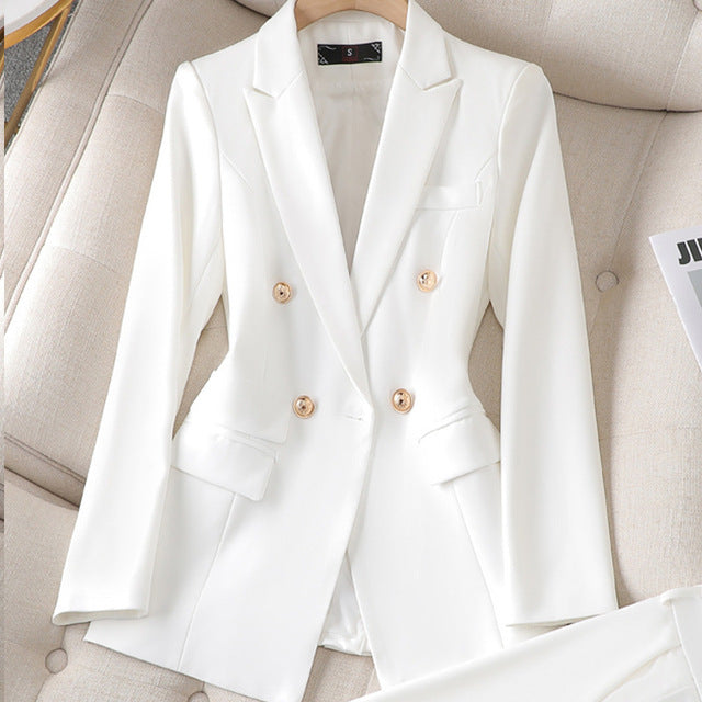 Elegant women's blazer and pants set