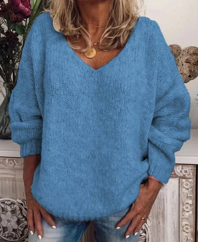 Laconic long-sleeved sweater