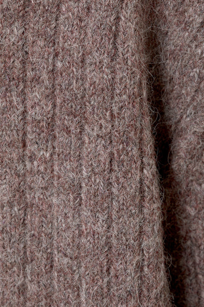 Loose Fit Cardigan – Versatile and Modern Garment