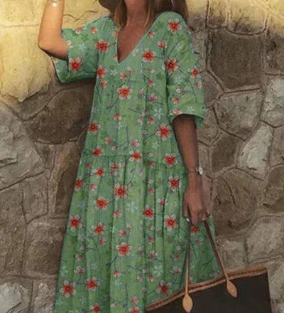 Claudia - Casual V-neck dress with floral print
