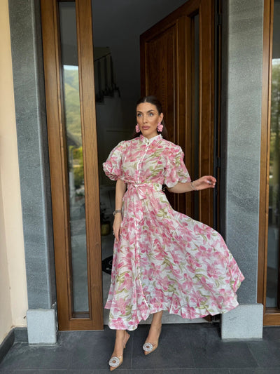 Long bohemian style dress with belt, buttons and wide sleeves