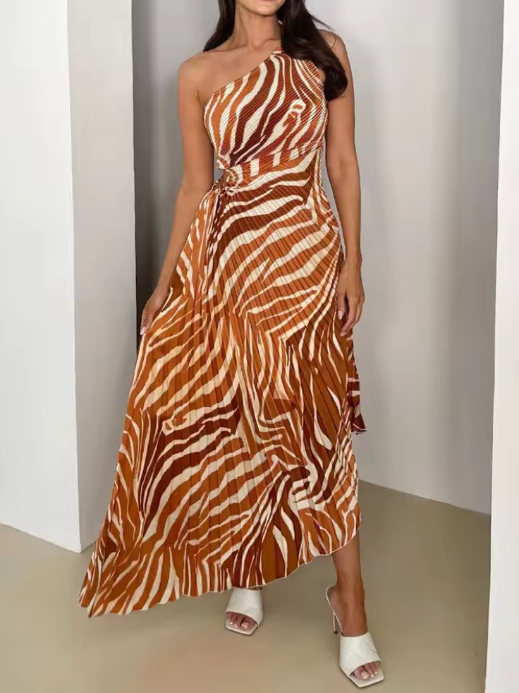 Elegant pleated dress for casual summer women