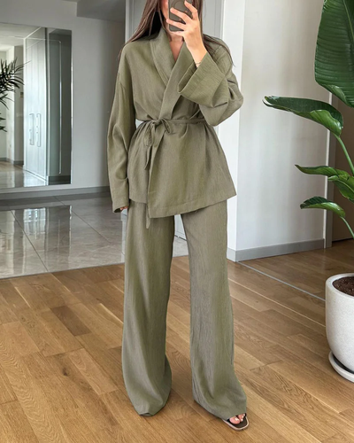Casual two-piece set with solid color lapel top and pants