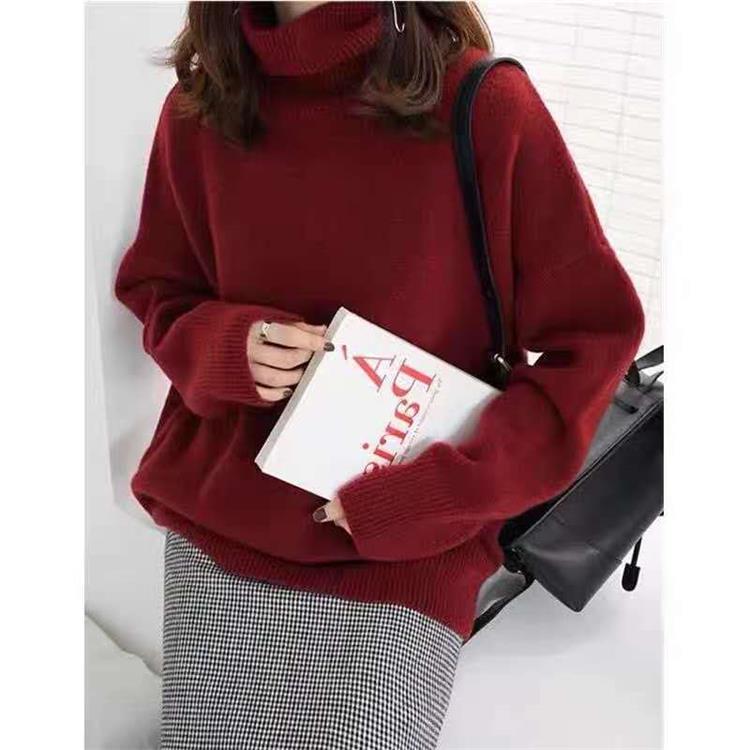 Modern sweater for urban looks – Perfect for any occasion