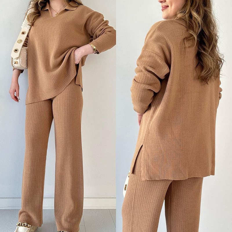 Autumnal V-neck set for a cozy style