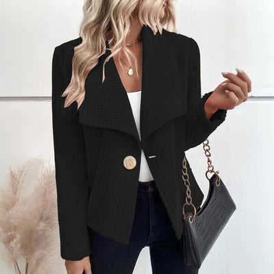 Comfort and style: the perfect outerwear for any season