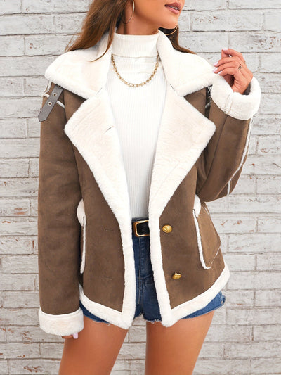 Retro winter coat with elegant collar