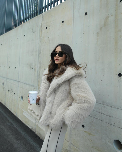 Elegant Women's Coat with High Collar - Ideal for Any Occasion
