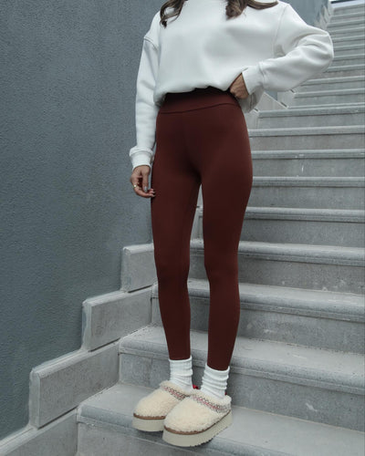 Elegant Thermal Leggings for Maximum Comfort and Warmth