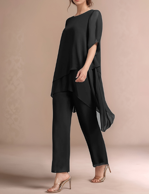 Two-piece set with casual style and modern touches