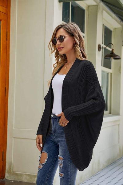 Open cardigan with wide sleeves for a stylish look.