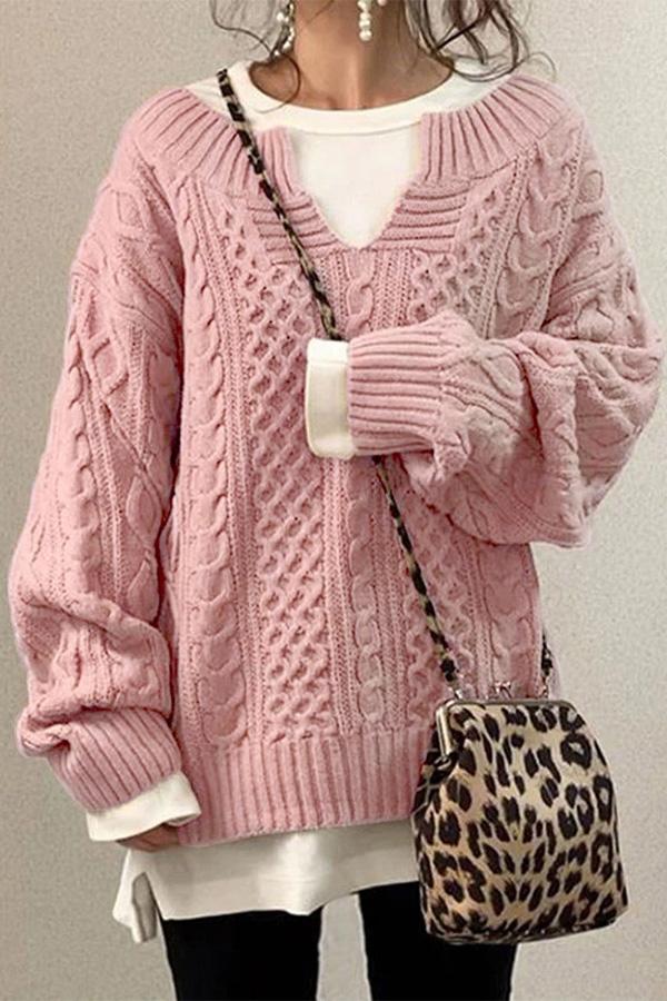 Cozy oversized sweater with an original print for a comfortable style