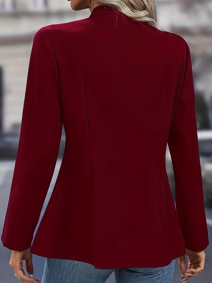 Elegant button-down jacket: ideal for the office