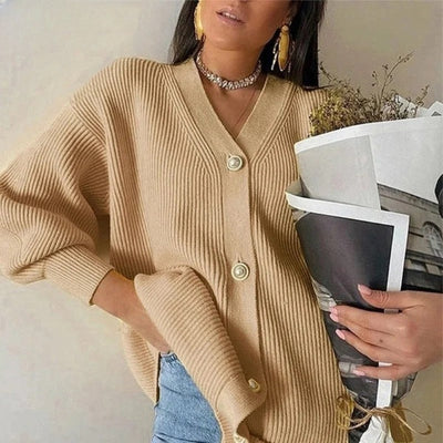 Women's Oversized Cardigan with Heart Buttons: Warm Knitted Sweater for Fall and Winter