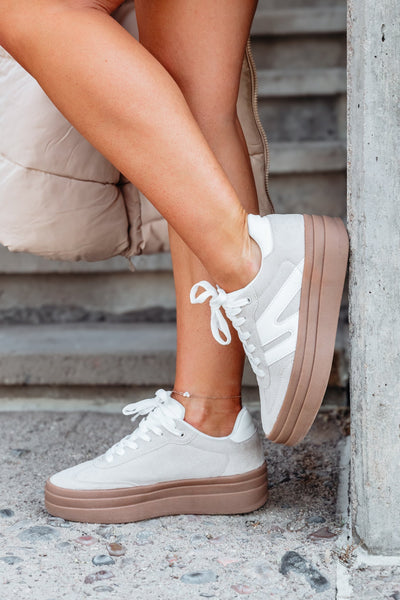 Dynamic Platform Sneakers - Light Beige - Ideal for Casual Outings