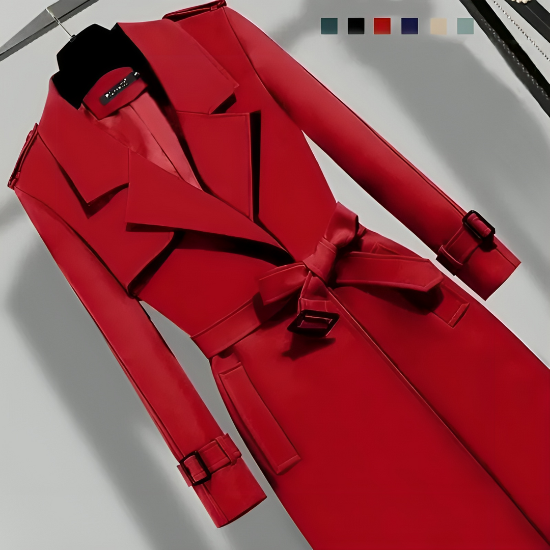 Elegant women's transitional coat with a fitted design