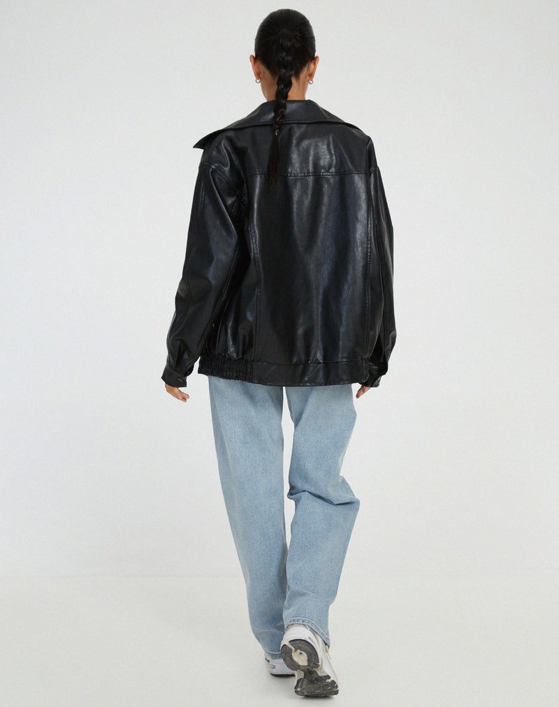 Loose and elegant jacket for modern women