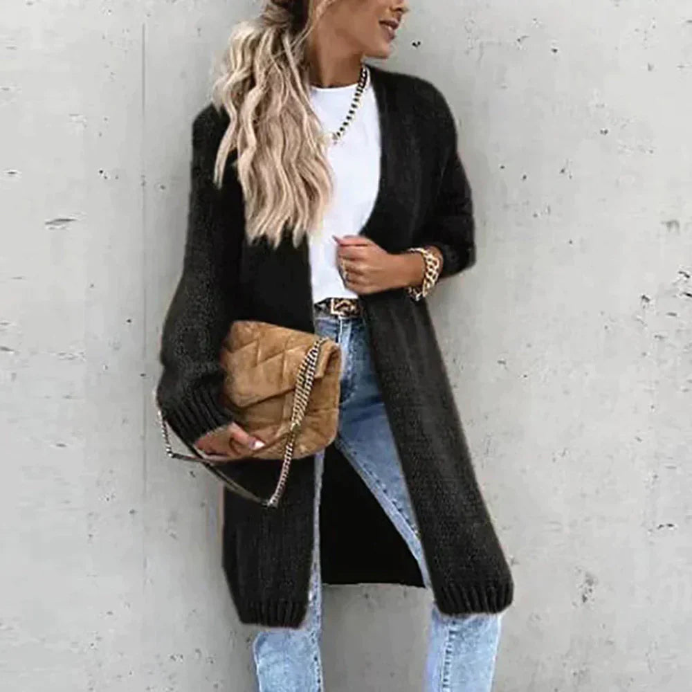 Comfortable women's cardigan with a classic design