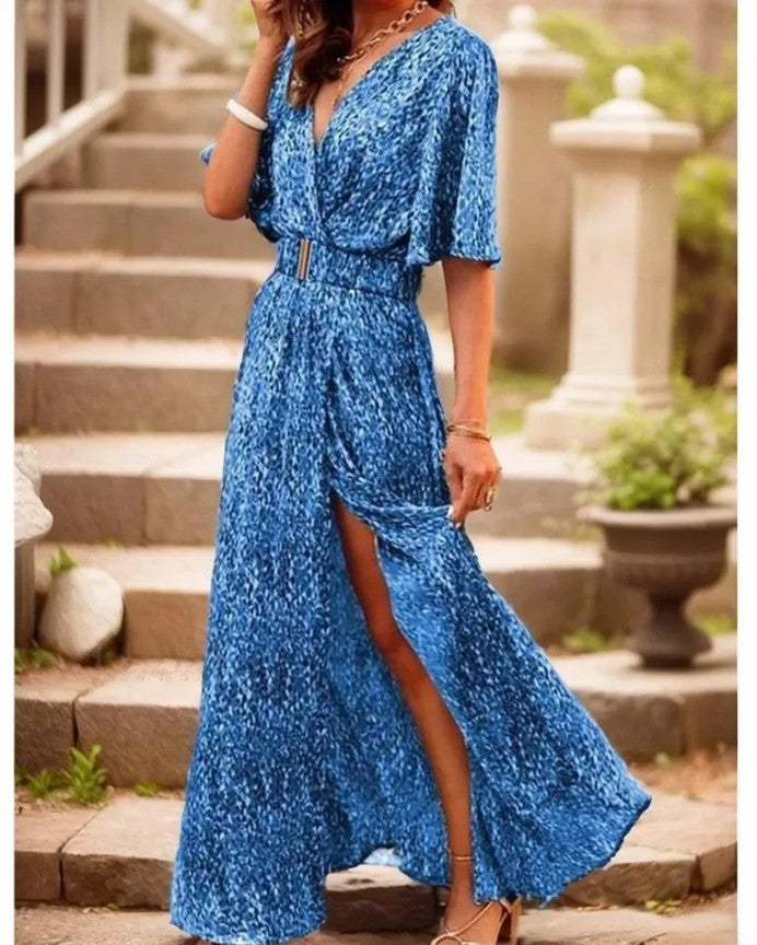 Claudia - Elegant maxi dress with a V-neckline, short sleeves and a stunning floral print