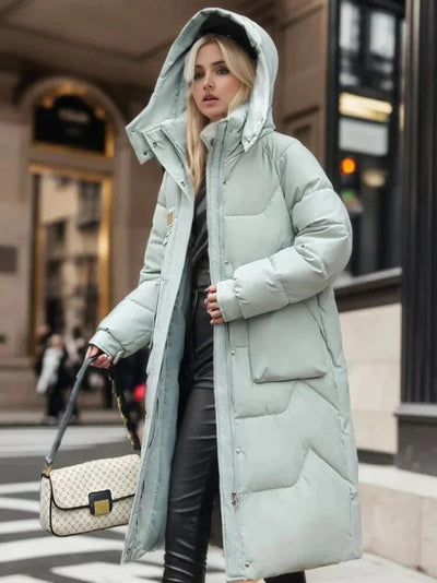 Long women's jacket with a modern design and sophisticated style