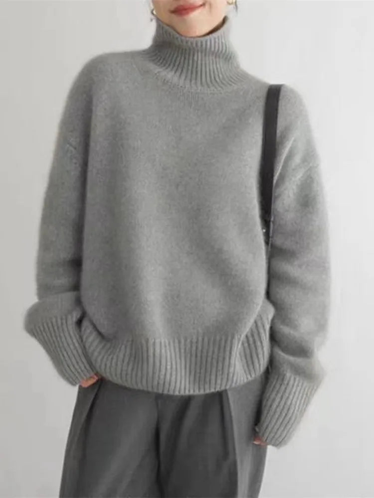 Mila - Turtleneck Knit Sweater